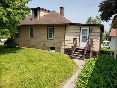 (9633) Picture yourself in this comfortable single level on a on Leatherstocking Golf Course in New York - for sale on GolfHomes.com, golf home, golf lot