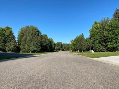 Looking for the perfect place to build your dream home?  Look no on Geneva Golf Club in Minnesota - for sale on GolfHomes.com, golf home, golf lot