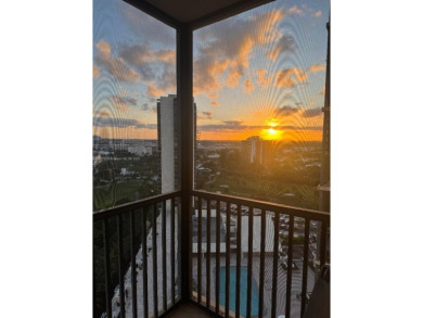 Beautiful condo a 1 bedroom and 1 and 1/2 Bathroom, tiled and on Turnberry Isle Resort and Club in Florida - for sale on GolfHomes.com, golf home, golf lot