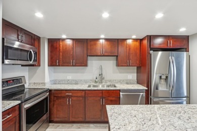 Welcome to this impeccable 12th-floor residence, where modern on Maple Meadows Golf Club in Illinois - for sale on GolfHomes.com, golf home, golf lot