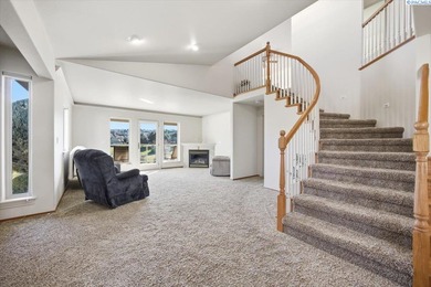 MLS# 290781  Introducing E101 -- a premier end-unit condo on Canyon Lakes Golf Course in Washington - for sale on GolfHomes.com, golf home, golf lot