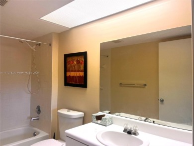 IMPECCABLE UNIT IN THE HEART OF PEMBROKE PINES, RESORT STYLE!! on Flamingo Lakes Country Club in Florida - for sale on GolfHomes.com, golf home, golf lot