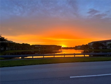 IMPECCABLE UNIT IN THE HEART OF PEMBROKE PINES, RESORT STYLE!! on Flamingo Lakes Country Club in Florida - for sale on GolfHomes.com, golf home, golf lot
