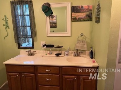 Do you want a very inexpensive property in Garden Valley? This on Terrace Lakes Golf Resort in Idaho - for sale on GolfHomes.com, golf home, golf lot