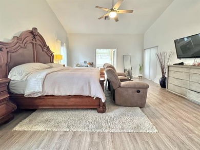 Hurry and take a look at this tropical, spacious pool home in La on Woodmont Country Club in Florida - for sale on GolfHomes.com, golf home, golf lot