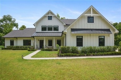 Built with precision just 3.5 years ago, this impeccably on English Turn Golf and Country Club in Louisiana - for sale on GolfHomes.com, golf home, golf lot