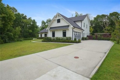 Built with precision just 3.5 years ago, this impeccably on English Turn Golf and Country Club in Louisiana - for sale on GolfHomes.com, golf home, golf lot