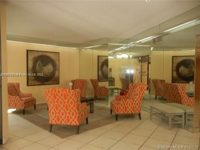 Motivated sellers!! Offering this 1475 sf Beautiful 3/2 on Pembroke Lakes Golf Club in Florida - for sale on GolfHomes.com, golf home, golf lot
