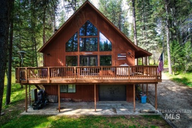 Enjoy your very own 3-bedroom 3-bathroom retreat above the 14th on Terrace Lakes Golf Resort in Idaho - for sale on GolfHomes.com, golf home, golf lot