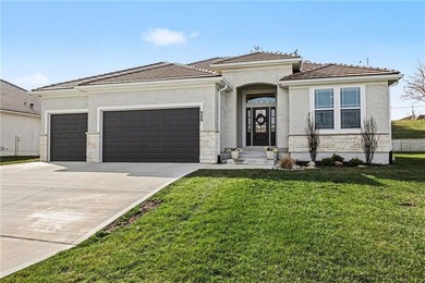 Step into easy living in this beautifully designed on Lakewood Oaks Golf Club, Ltd. in Missouri - for sale on GolfHomes.com, golf home, golf lot