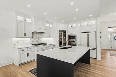 Step into easy living in this beautifully designed on Lakewood Oaks Golf Club, Ltd. in Missouri - for sale on GolfHomes.com, golf home, golf lot