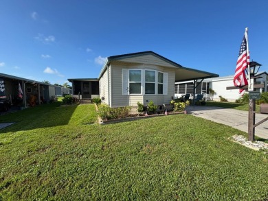 Look no further than this fully renovated, well-maintained 2b/2b on Lake Henry Golf Club in Florida - for sale on GolfHomes.com, golf home, golf lot