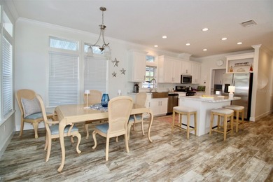 **GOLDEN GATE'S TAJ MAHAL** Magnificent 2 bedroom, 2 full bath on Mainlands Golf Club in Florida - for sale on GolfHomes.com, golf home, golf lot