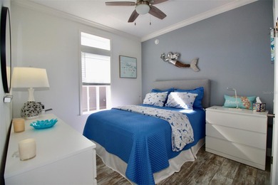 **GOLDEN GATE'S TAJ MAHAL** Magnificent 2 bedroom, 2 full bath on Mainlands Golf Club in Florida - for sale on GolfHomes.com, golf home, golf lot