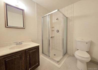 Well-maintained Malibu model corner unit located in the on Bretton Woods Country Club in New York - for sale on GolfHomes.com, golf home, golf lot