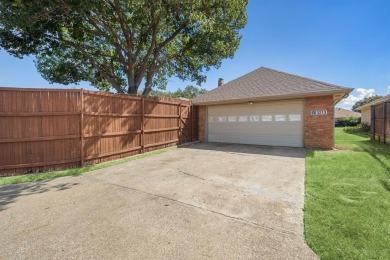 Spacious home in a sought after subdivision next to the golf on Duck Creek Golf Club in Texas - for sale on GolfHomes.com, golf home, golf lot