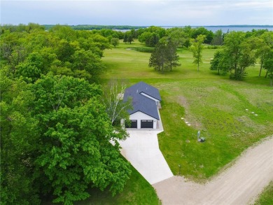 Say goodbye to stairs and simplify your daily routine with the on Lake Miltona Golf Club in Minnesota - for sale on GolfHomes.com, golf home, golf lot