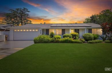 Kern City - 55+ community with clubhouse, pool, golf and other on Sundale Country Club in California - for sale on GolfHomes.com, golf home, golf lot