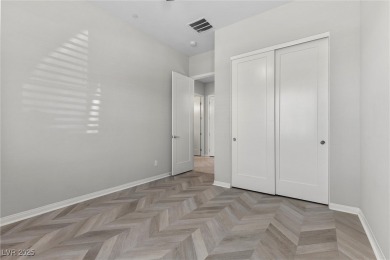 LIVE THE RESORT LIFESTYLE FOR LESS! Seller says sell - priced on Falls Golf Course in Nevada - for sale on GolfHomes.com, golf home, golf lot