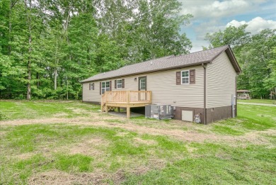 Beautiful New Construction in Lake Tansi! This 2 bed / 2 bath on Lake Tansi Village Country Club in Tennessee - for sale on GolfHomes.com, golf home, golf lot
