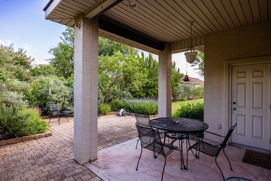 Enjoy amazing beauty, privacy and views in this courtyard garden on The Club At Comanche Trace in Texas - for sale on GolfHomes.com, golf home, golf lot