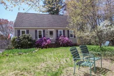 A beautiful cape with 3 or 4 bedrooms and 2 baths, ideal for on Plausawa Valley Country Club in New Hampshire - for sale on GolfHomes.com, golf home, golf lot