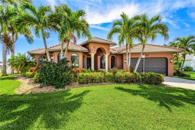 Welcome to this one-of-a-kind, spacious 4-bedroom, 2-large-den on Royal Tee Country Club in Florida - for sale on GolfHomes.com, golf home, golf lot