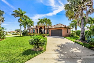 Welcome to this one-of-a-kind, spacious 4-bedroom, 2-large-den on Royal Tee Country Club in Florida - for sale on GolfHomes.com, golf home, golf lot