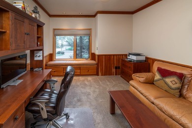 Nestled on a quiet cul-de-sac along the 18th fairway, this on Awbrey Glen Golf Club in Oregon - for sale on GolfHomes.com, golf home, golf lot