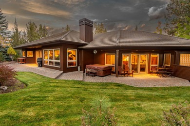 Nestled on a quiet cul-de-sac along the 18th fairway, this on Awbrey Glen Golf Club in Oregon - for sale on GolfHomes.com, golf home, golf lot