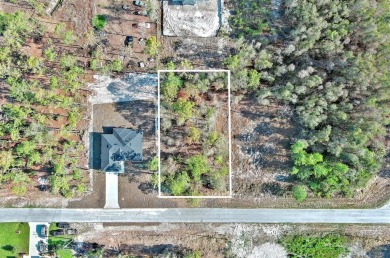 Exclusively presented by Sunland Real Estate: This is an on Mirror Lakes Golf Club in Florida - for sale on GolfHomes.com, golf home, golf lot