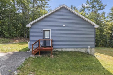 Come enjoy this immaculate, sundrenched 3BR/2BA, one level, open on Norway Country Club in Maine - for sale on GolfHomes.com, golf home, golf lot