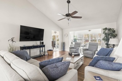 Beautifully maintained 4BR/2BA home with over 1,900 heated on Wicked Stick Golf Club in South Carolina - for sale on GolfHomes.com, golf home, golf lot