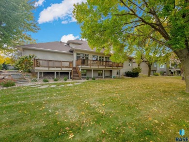 A superbly maintained story & 1/2 on Prairie Green Golf Course on Prairie Green Golf Course in South Dakota - for sale on GolfHomes.com, golf home, golf lot