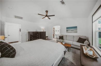 This 3 bedroom house has been fully repainted and new flooring on Bella Vista - Metfield Golf Complex and Country Club in Arkansas - for sale on GolfHomes.com, golf home, golf lot