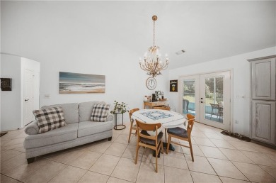 This 3 bedroom house has been fully repainted and new flooring on Bella Vista - Metfield Golf Complex and Country Club in Arkansas - for sale on GolfHomes.com, golf home, golf lot
