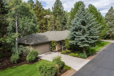 Stunningly updated home in the coveted, gated River's Edge Golf on Rivers Edge Golf Resort in Oregon - for sale on GolfHomes.com, golf home, golf lot