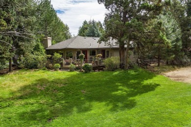 Stunningly updated home in the coveted, gated River's Edge Golf on Rivers Edge Golf Resort in Oregon - for sale on GolfHomes.com, golf home, golf lot