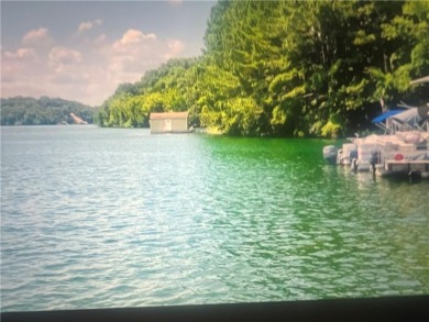 2 Cleared and Flat lots in the Beautiful Bluffs of Holiday on Holiday Island Golf Course in Arkansas - for sale on GolfHomes.com, golf home, golf lot