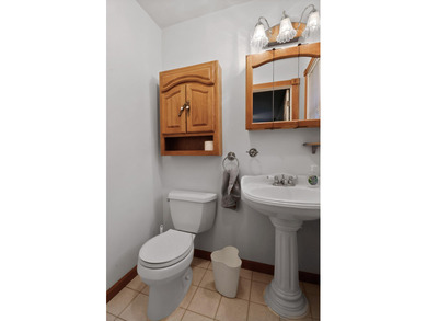 WELL LOVED AND MAINTAINED by the same owners for many years!!! on Lakes of the Four Seasons Country Club in Indiana - for sale on GolfHomes.com, golf home, golf lot