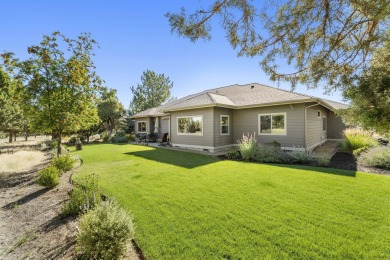 Beautiful SINGLE LEVEL home strategically situated fronting the on Eagle Crest Golf Resort - Resort Course in Oregon - for sale on GolfHomes.com, golf home, golf lot
