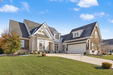 Beautiful home with TWO Ashford Oaks Executive lots! Built by on Greenbrier Golf and Country Club in Kentucky - for sale on GolfHomes.com, golf home, golf lot