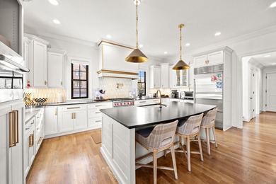 Beautiful home with TWO Ashford Oaks Executive lots! Built by on Greenbrier Golf and Country Club in Kentucky - for sale on GolfHomes.com, golf home, golf lot