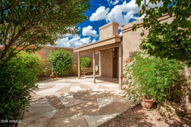 Charming northeast Phoenix patio home* gated community* single on Stonecreek Golf Club in Arizona - for sale on GolfHomes.com, golf home, golf lot