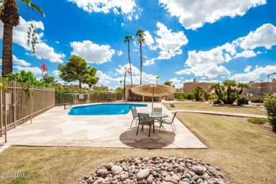 Charming northeast Phoenix patio home* gated community* single on Stonecreek Golf Club in Arizona - for sale on GolfHomes.com, golf home, golf lot