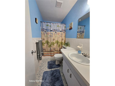 Comfortable and warm. This condo is a wonderful place to call on On Top Of The World Golf Course in Florida - for sale on GolfHomes.com, golf home, golf lot