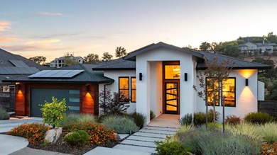 This luxury 4-bedroom home encompasses 3,685+/- sq.ft on Fountaingrove Golf and Athletic Club in California - for sale on GolfHomes.com, golf home, golf lot