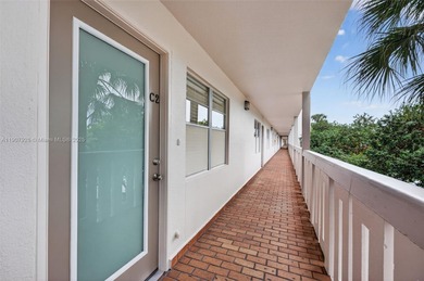 Welcome to your perfect Florida retreat! This beautifully on Wynmoor Golf Course in Florida - for sale on GolfHomes.com, golf home, golf lot