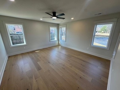 CUSTOM REMODEL!!! FOUR BEDROOMS AND EVERY BEDROOM HAS FULL BATH on CrossWinds Golf Course in Kentucky - for sale on GolfHomes.com, golf home, golf lot