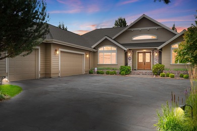 REDUCED!!! Discover the ultimate Central Oregon lifestyle at 909 on Eagle Crest Golf Resort - Resort Course in Oregon - for sale on GolfHomes.com, golf home, golf lot